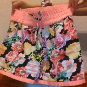 pattern shorts and flowers shorts